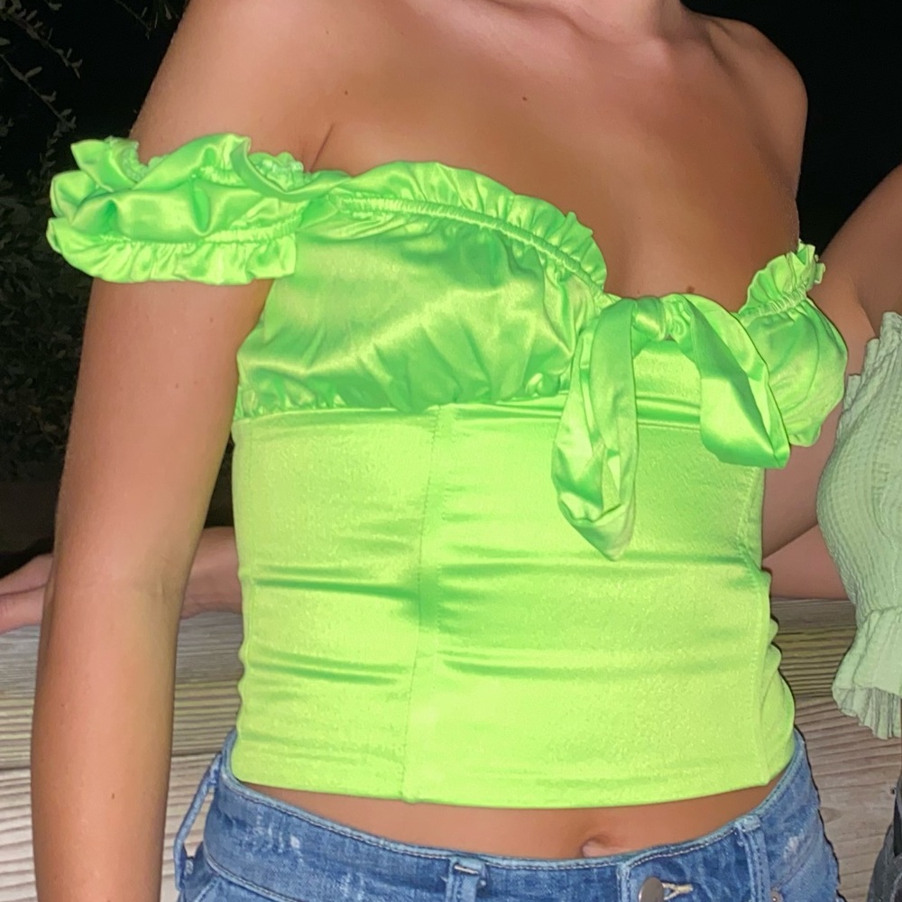 i.am.gia. green off shoulder crop top